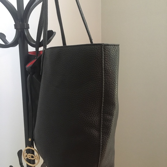 BCBG reversible tote bag - Picture 2 of 4